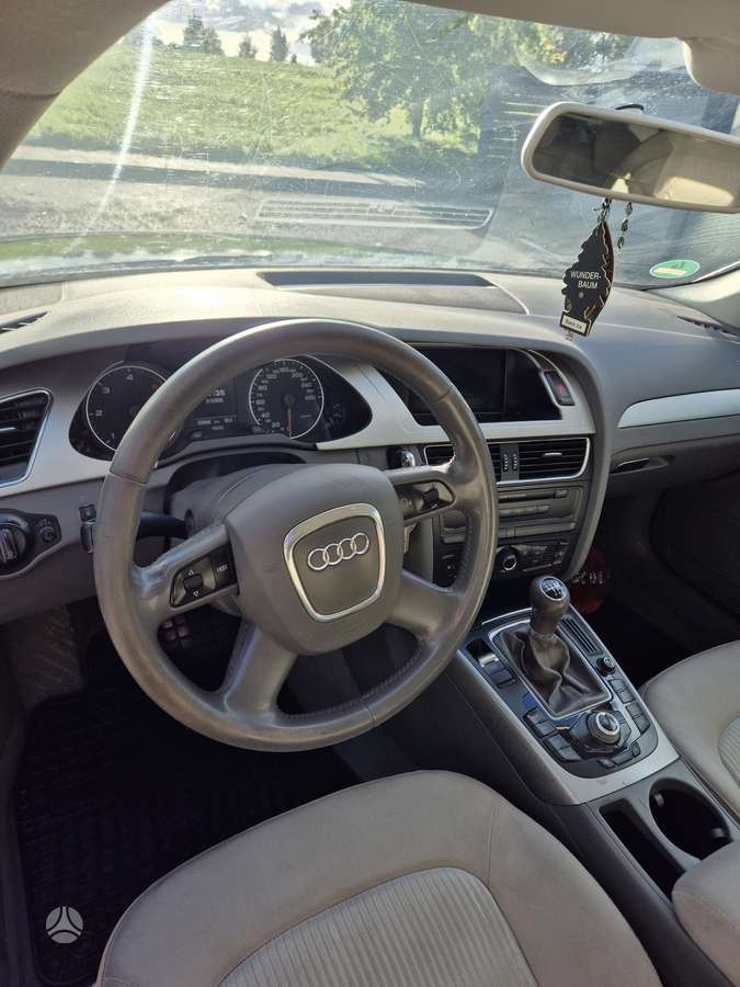 Audi A4 2008 — photo 5