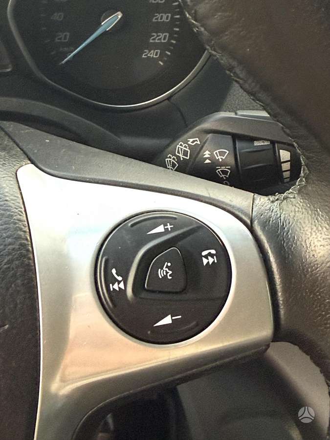 Ford C-MAX 2014 — фото 16