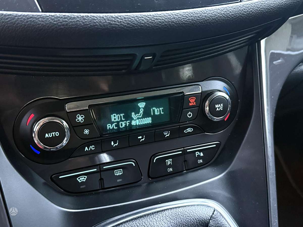 Ford C-MAX 2014 — фото 26