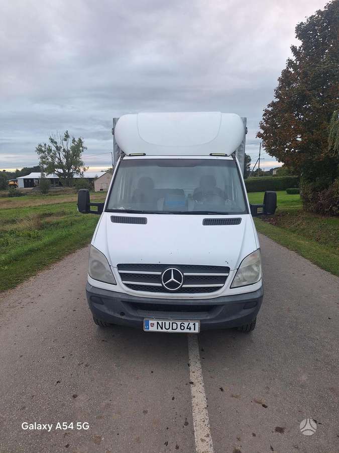Mercedes-Benz Sprinter 2010 — engine 2200 cm³, 163 HP (120kW)