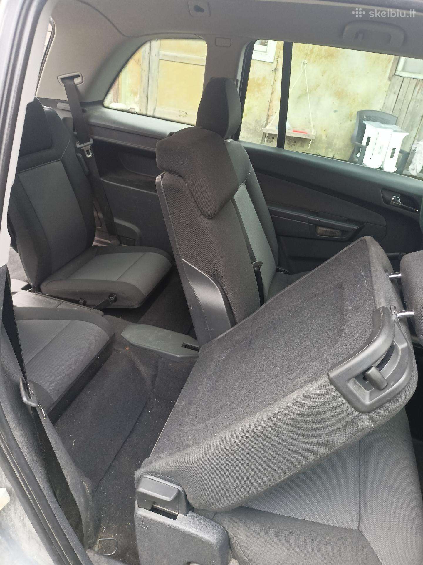 Opel Zafira 2006 — engine 1800 cm³, 140 HP (103kW)
