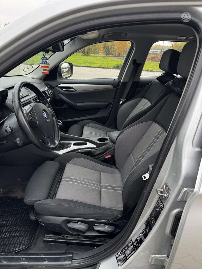 BMW X1 2011 — photo 10