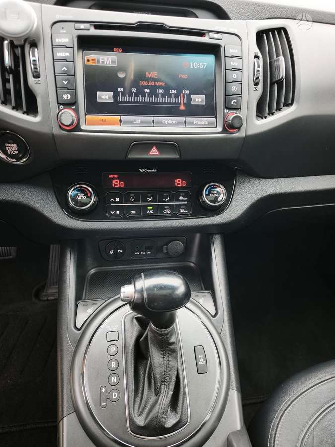 Kia Sportage 2012 — photo 15