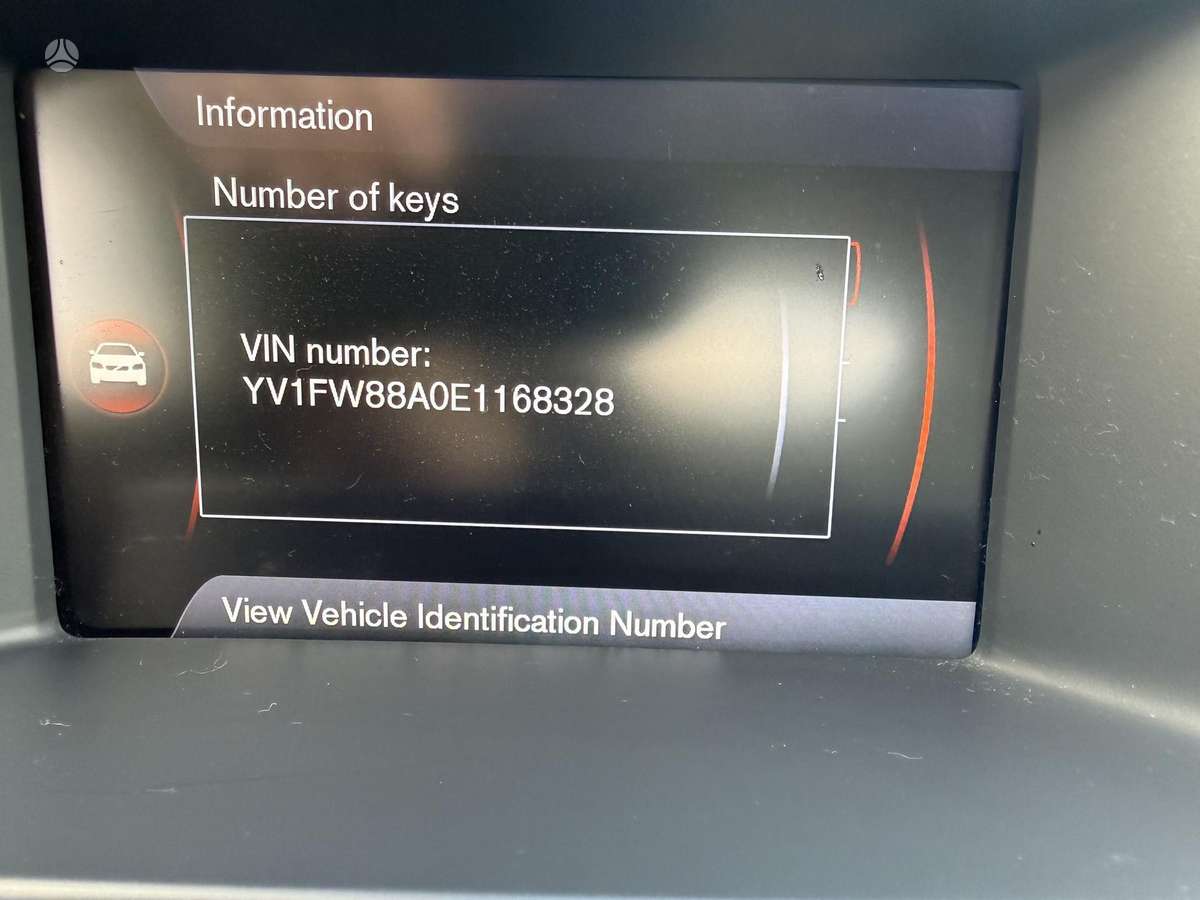 Volvo V60 2013 — photo 17