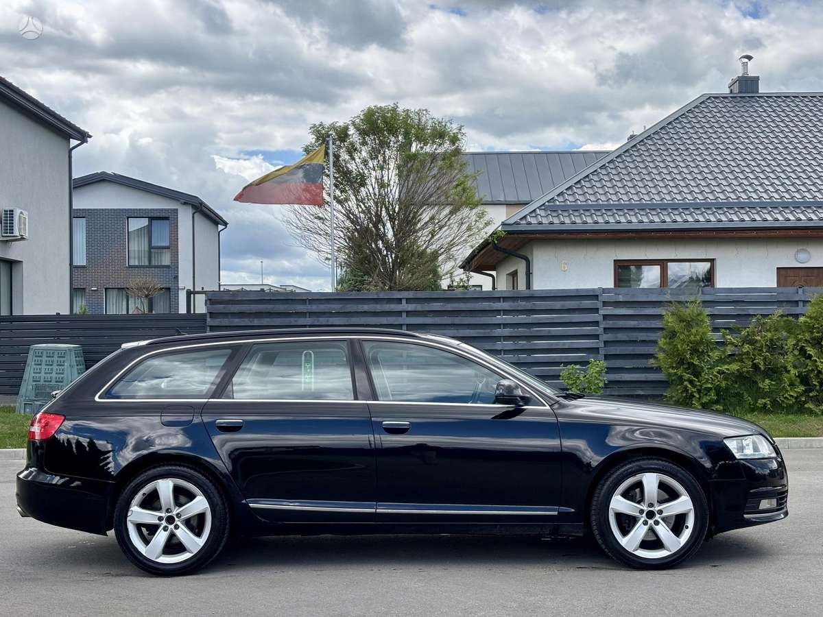 Audi A6 2010 — rear view