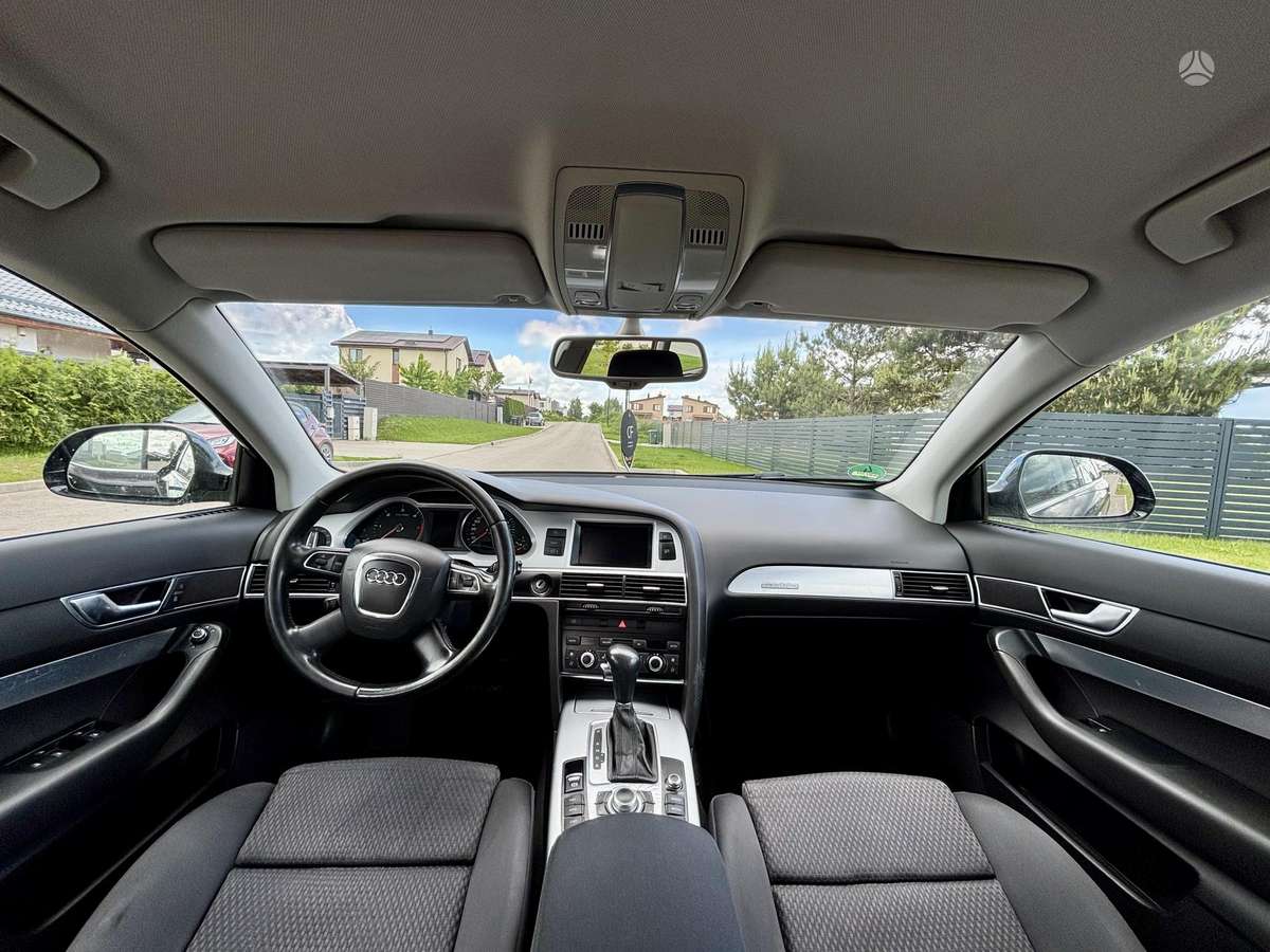 Audi A6 2010 — photo 8