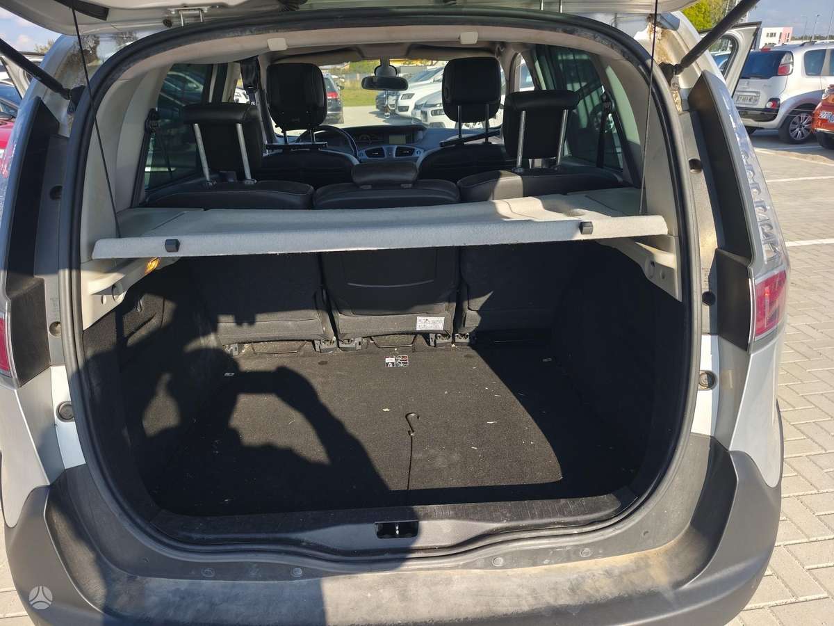 Renault Scenic 2014 — photo 15