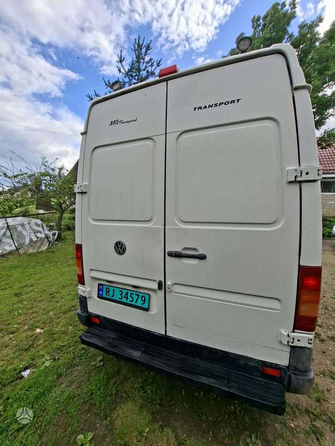 Volkswagen LT 2004 — interior