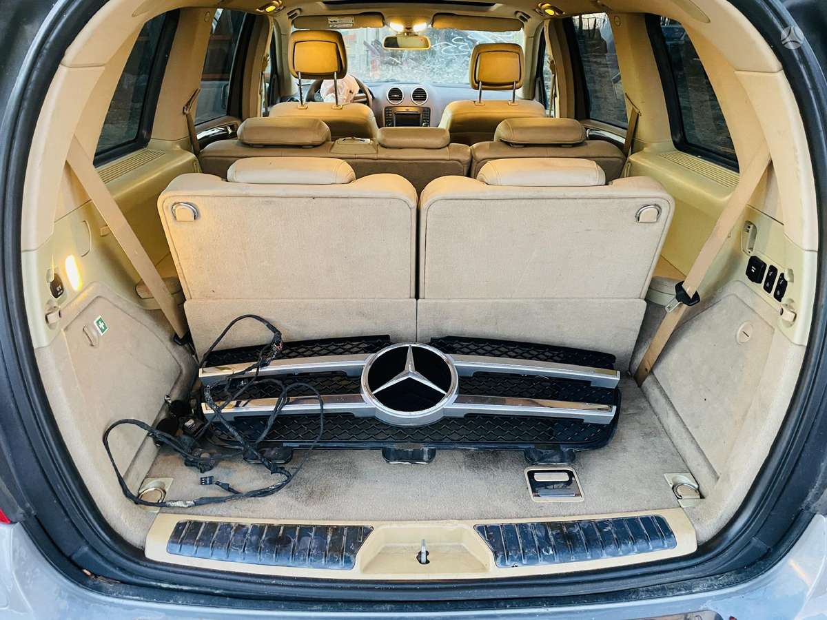Mercedes-Benz GL450 2012 — photo 12