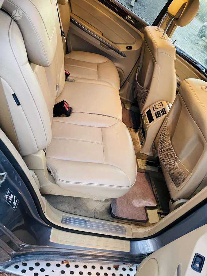 Mercedes-Benz GL450 2012 — photo 22