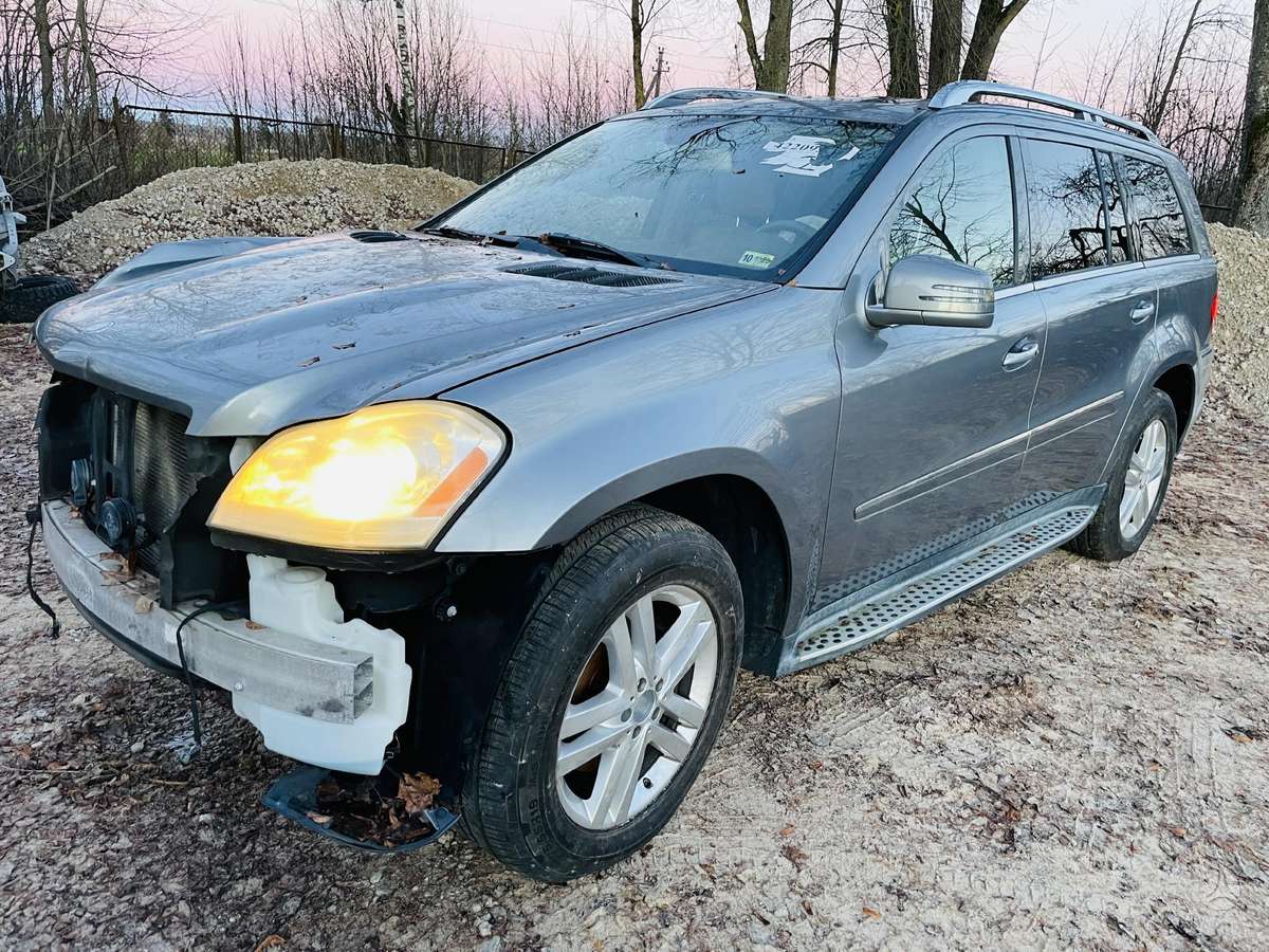 Mercedes-Benz GL450 2012 — photo 6