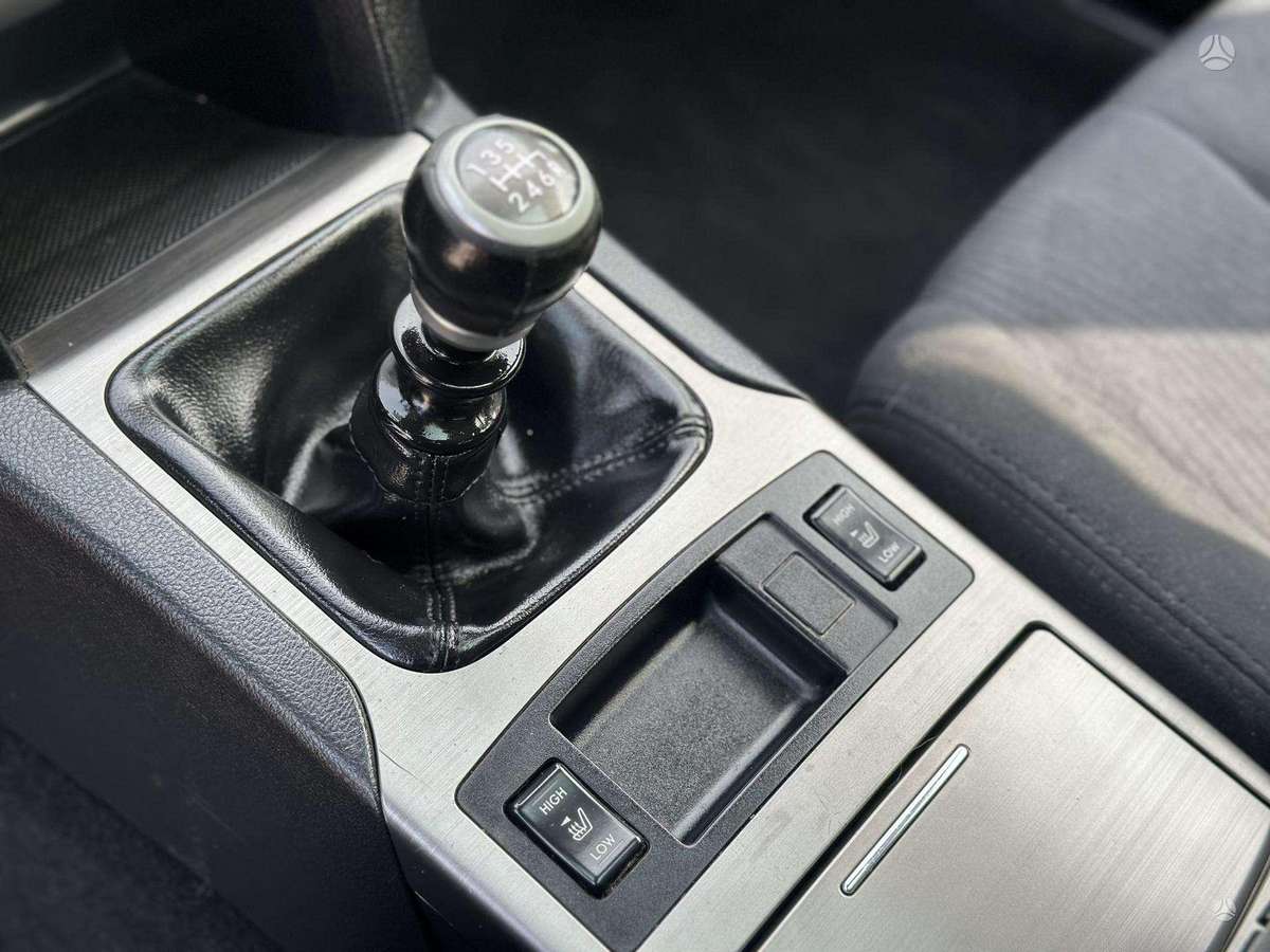 Subaru Outback 2010 — фото 19