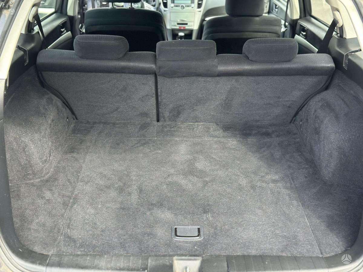 Subaru Outback 2010 — фото 22