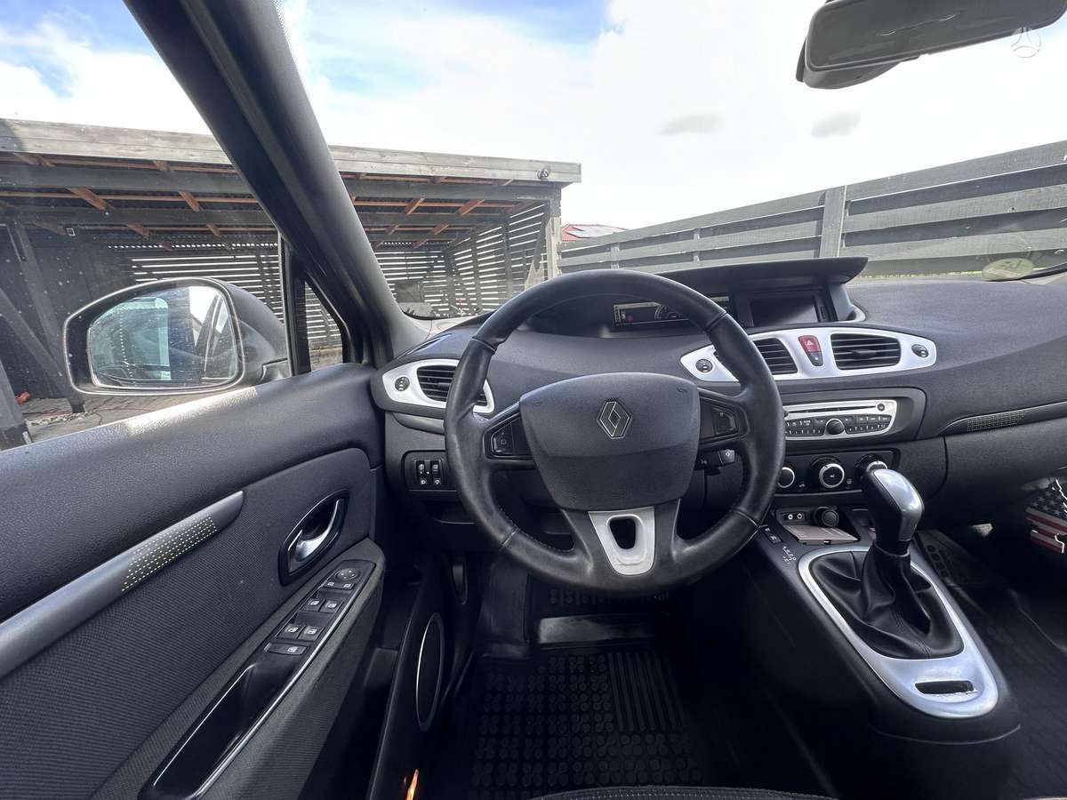 Renault Grand 2010 — photo 12