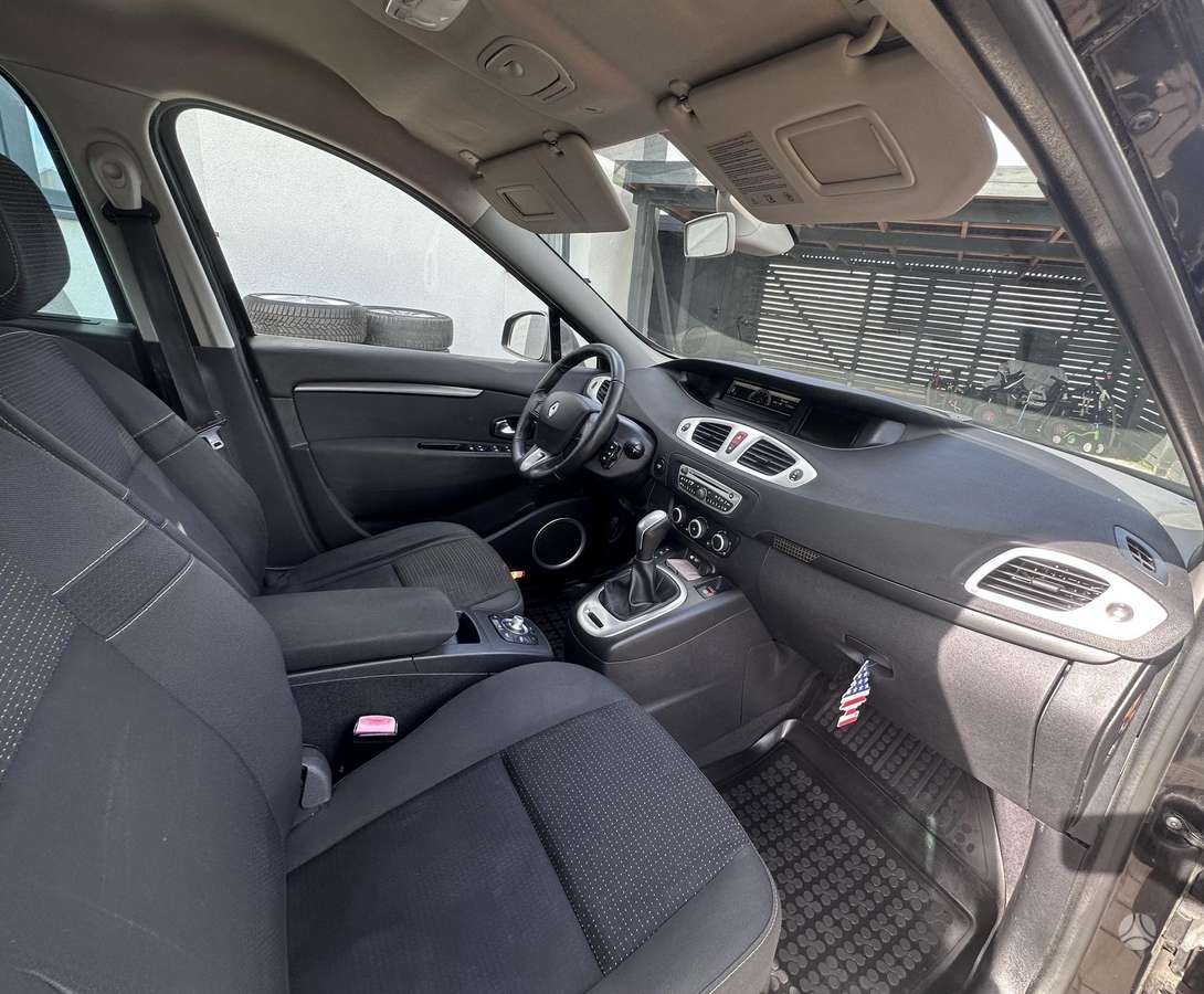 Renault Grand 2010 — photo 7