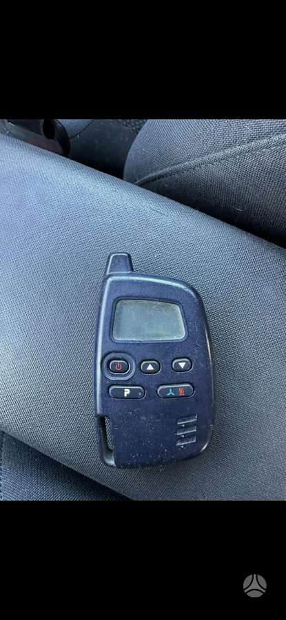 Toyota Avensis 2004 — photo 14