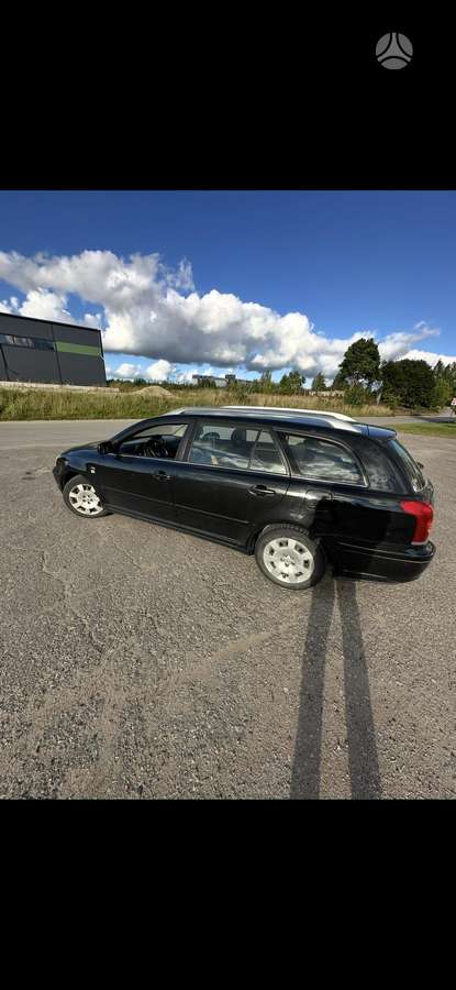 Toyota Avensis 2004 — engine 2000 cm³, 116 HP (85kW)