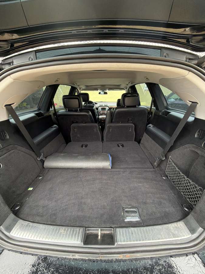 Mercedes-Benz R320 2007 — photo 14