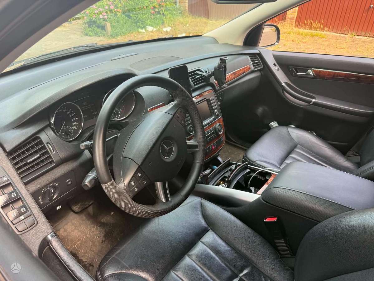 Mercedes-Benz R320 2007 — photo 5