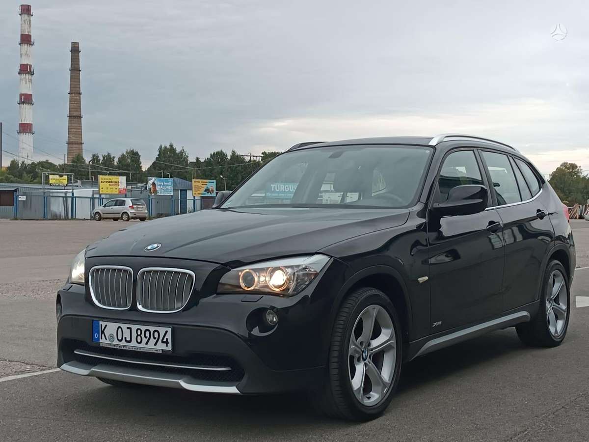 BMW X1, 2011