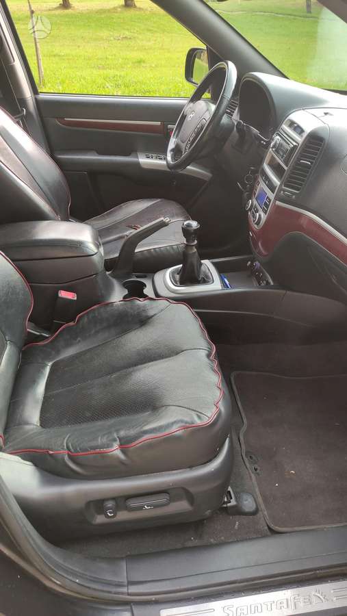Hyundai Santa 2006 — двигун 2188 cm³, 151 HP (111kW)
