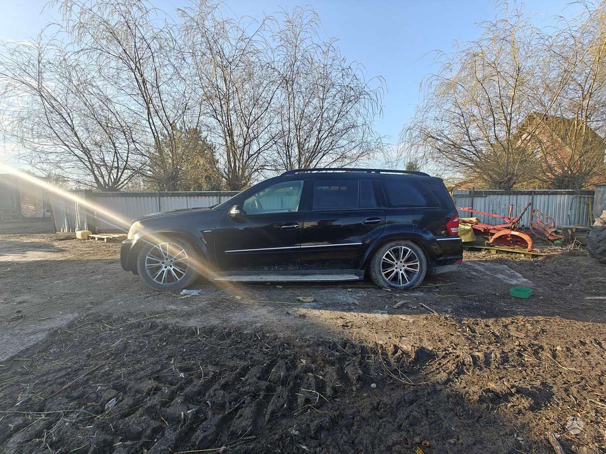 Mercedes-Benz GL320 2008 — photo 5