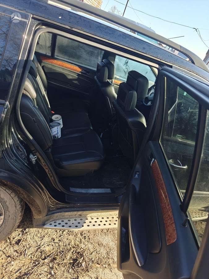 Mercedes-Benz GL320 2008 — photo 8