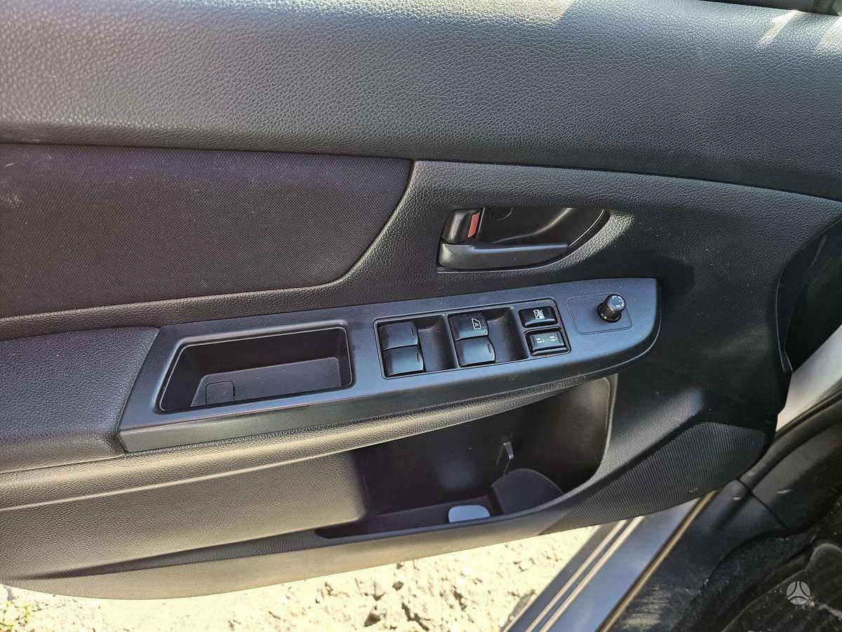 Subaru XV 2014 — photo 11