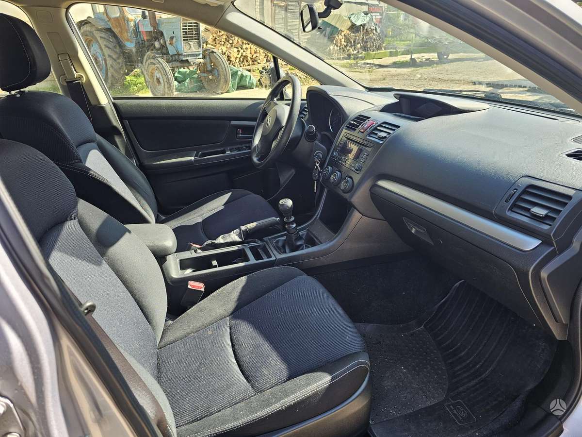 Subaru XV 2014 — photo 17