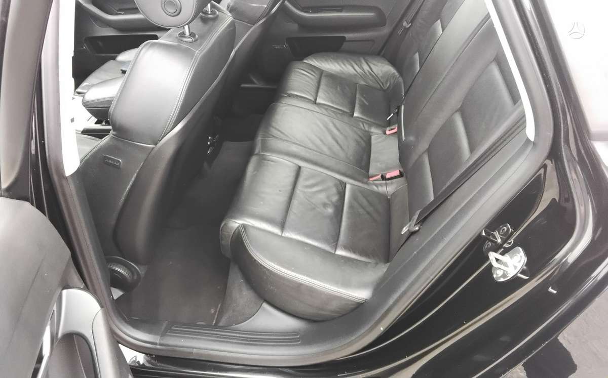 Audi A6 2009 — photo 10