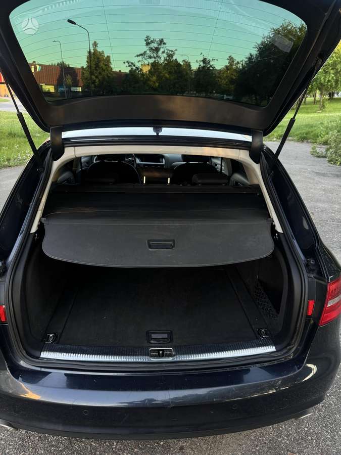Audi A4 2013 — photo 10