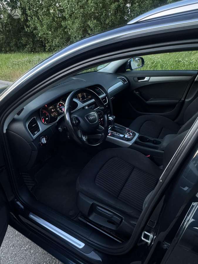 Audi A4 2013 — photo 12