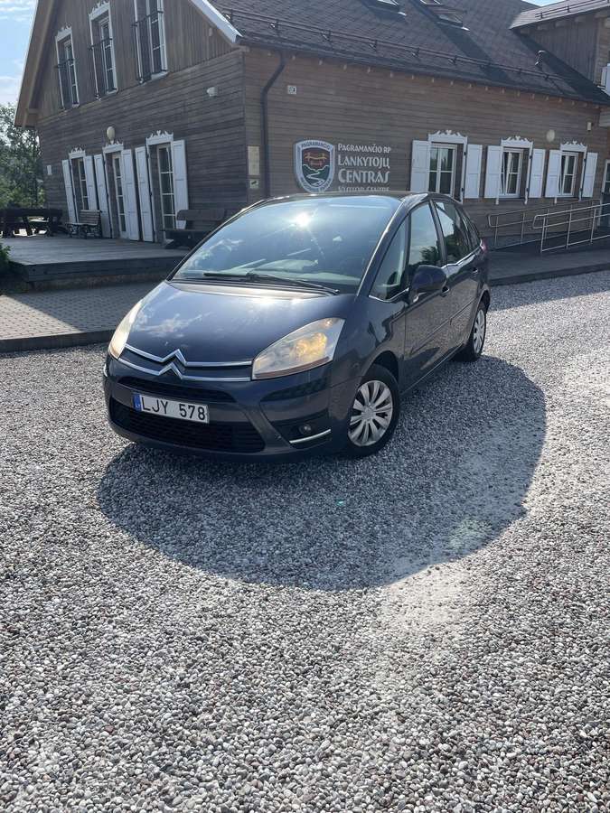 Citroen C4 2009 — двигун 1560 cm³, 109 HP (80kW)