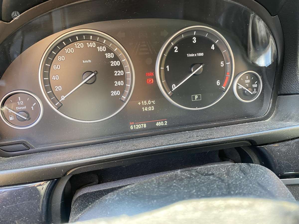 BMW 520 2012 — photo 8