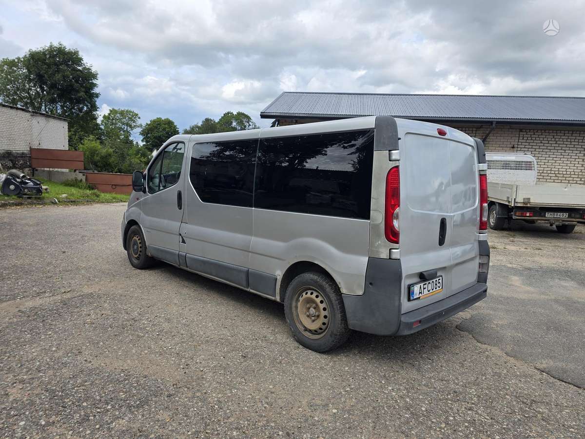 Opel Vivaro 2007 — photo 5
