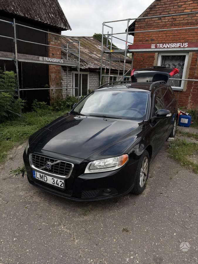 Volvo V70, 2009