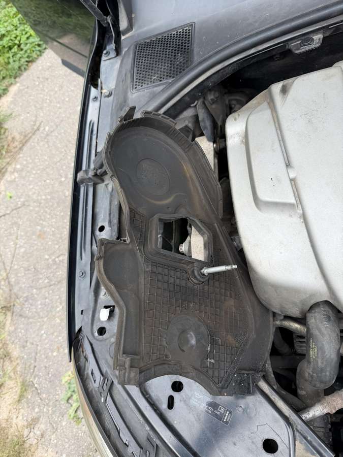 Volvo V70 2009 — photo 14