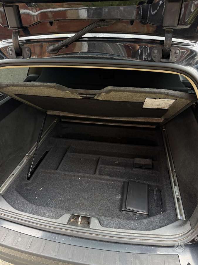 Volvo V70 2009 — photo 9