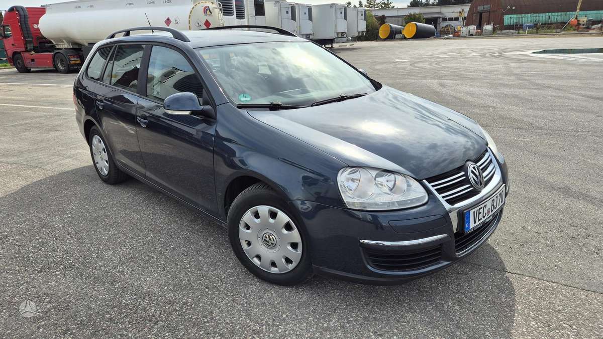 Volkswagen Golf 2007 — rear view