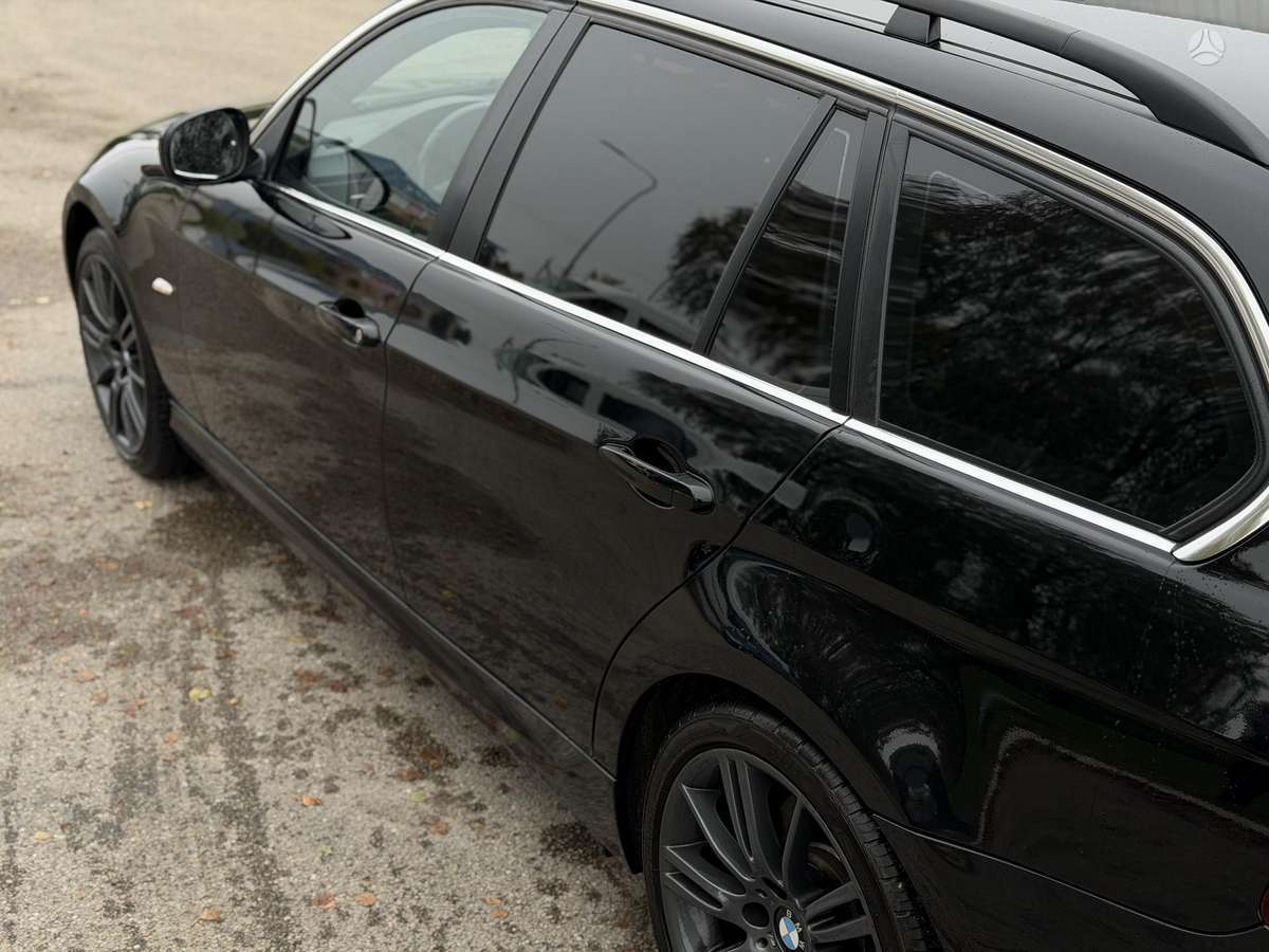 BMW 325 2009 — photo 12