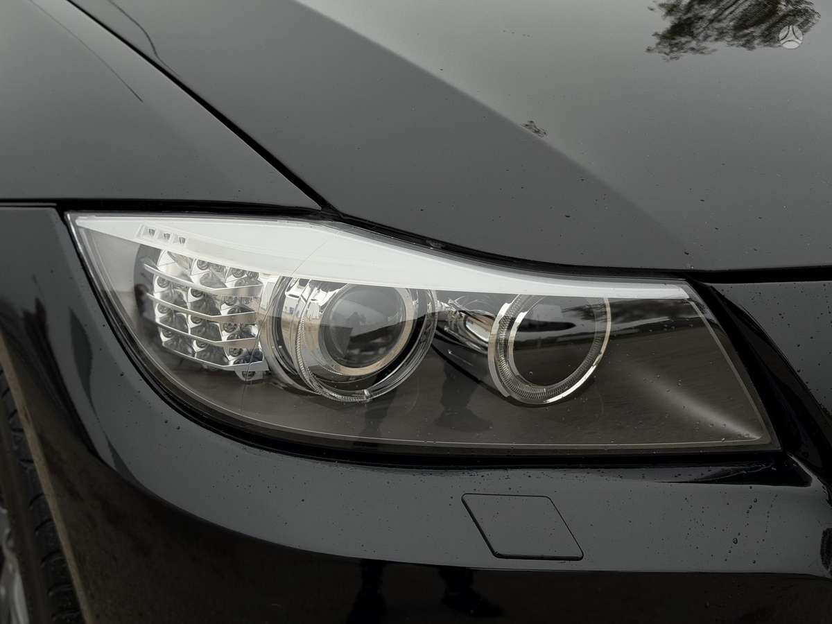 BMW 325 2009 — photo 15
