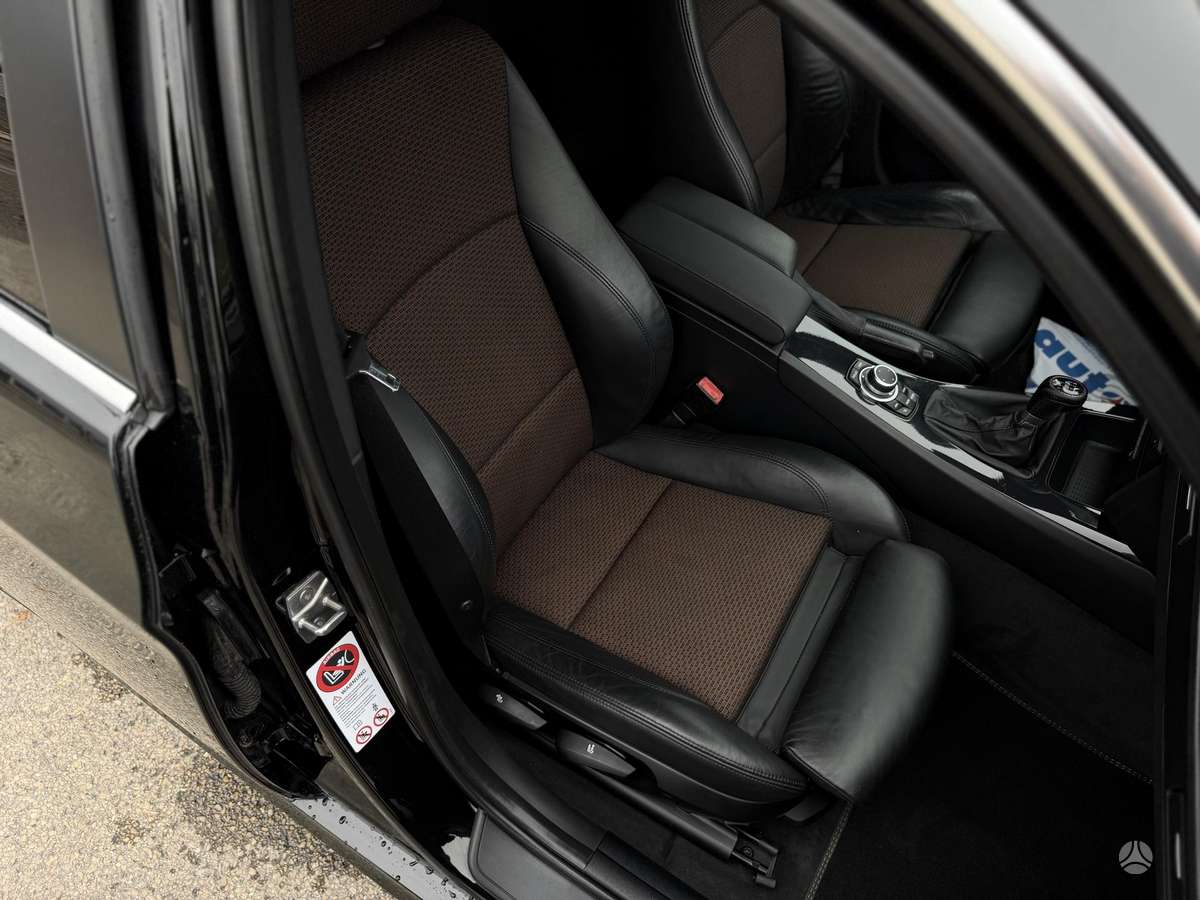 BMW 325 2009 — photo 23