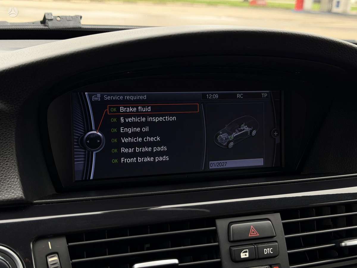 BMW 325 2009 — photo 40