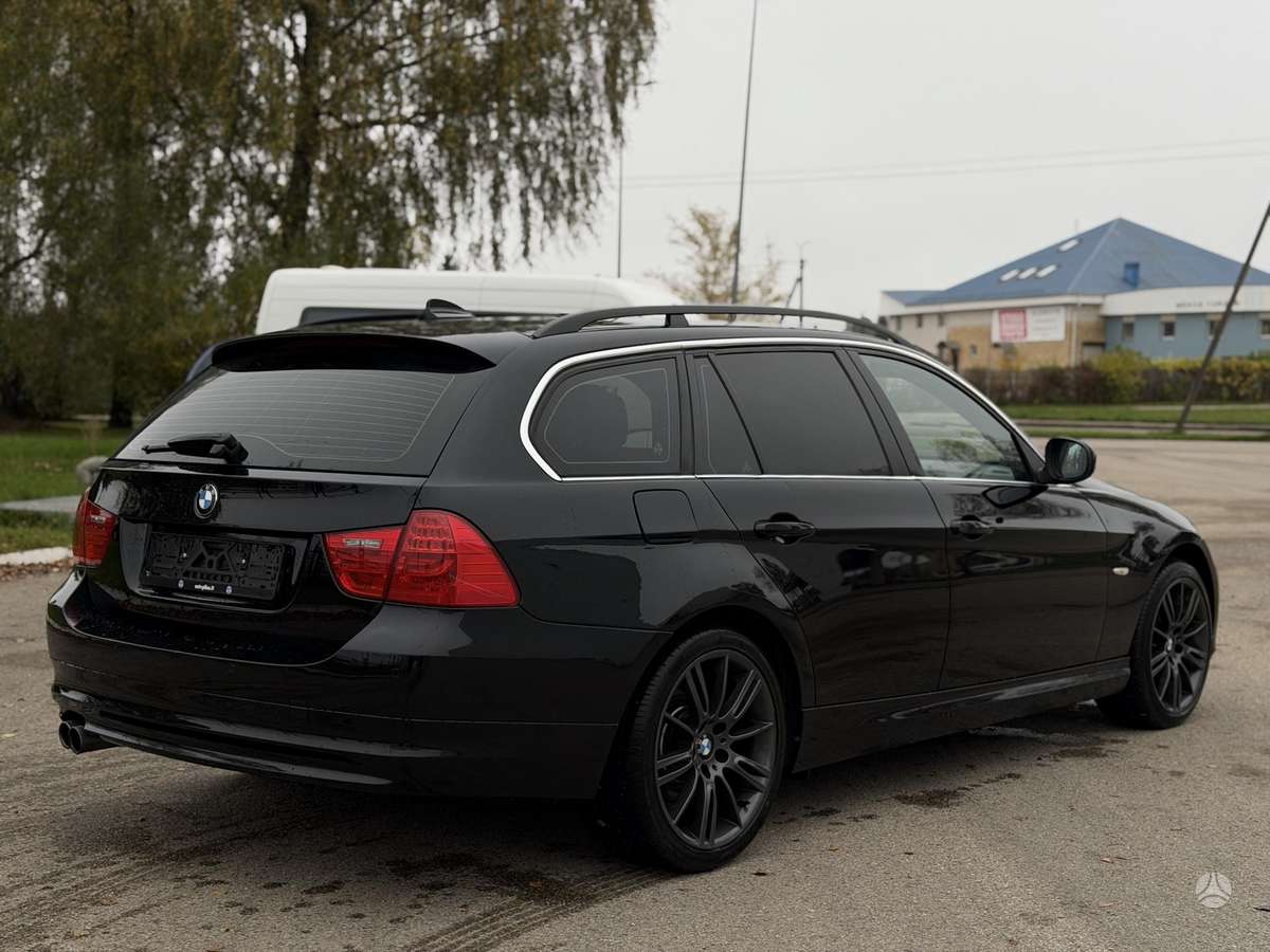 BMW 325 2009 — photo 6