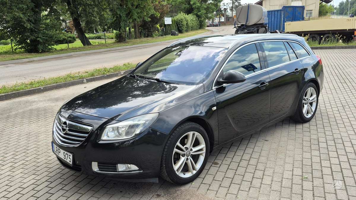 Opel Insignia 2012 — photo 13