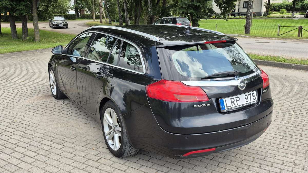 Opel Insignia 2012 — photo 7