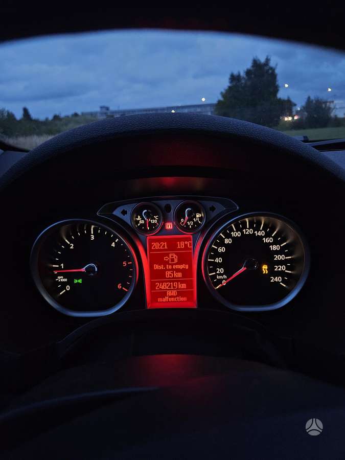 Ford Kuga 2009 — photo 14