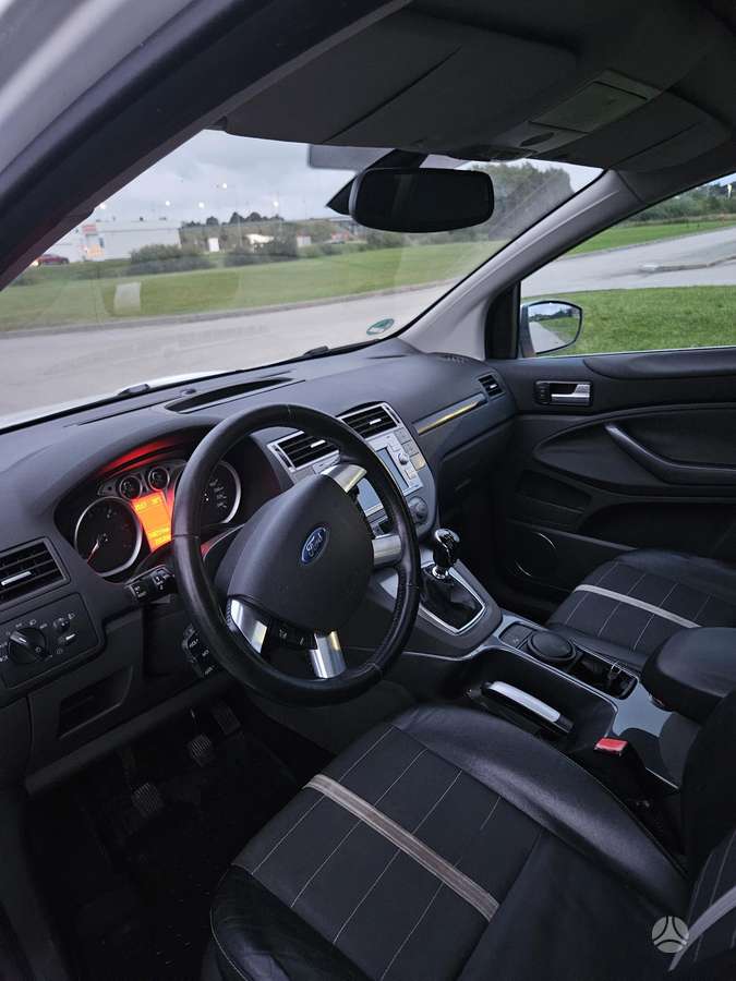 Ford Kuga 2009 — photo 6
