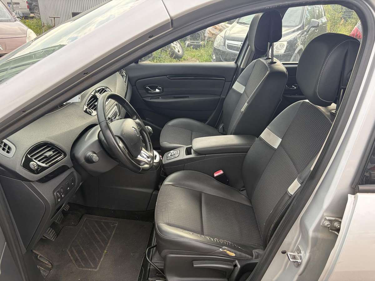 Renault Grand 2013 — photo 13