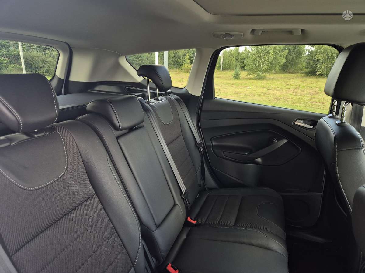 Ford Kuga 2014 — photo 12